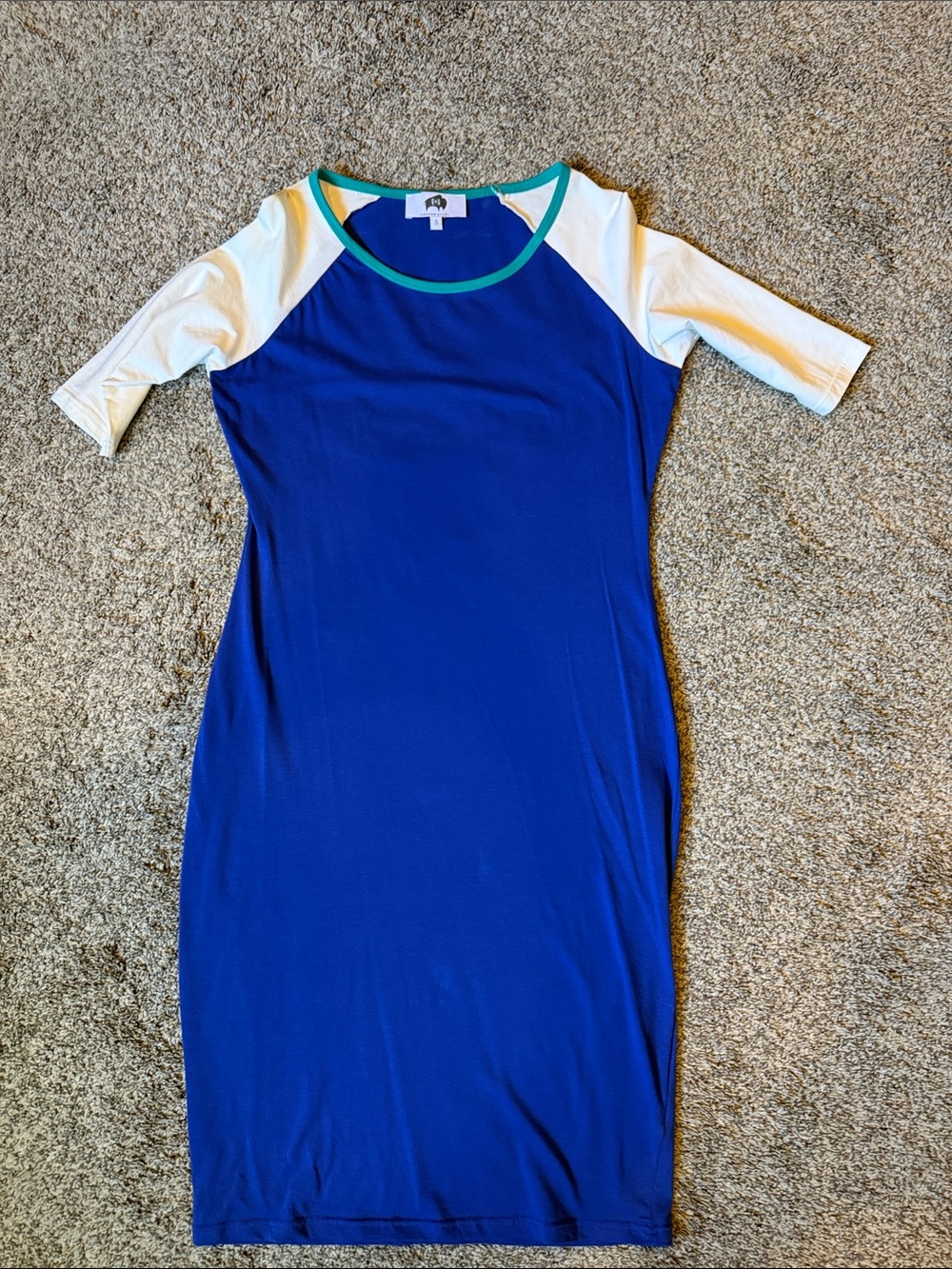Casual Blue Midi Dress with White 3/4 sleeves